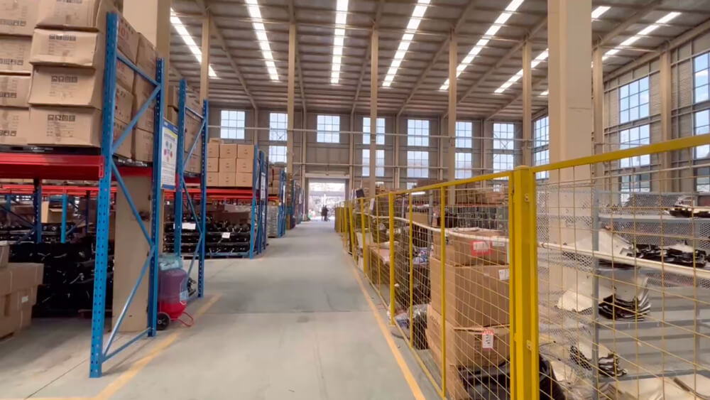 مستودع قطع الغيار