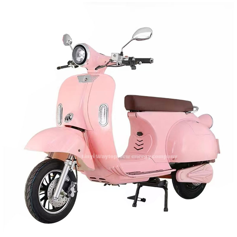 رومان هوليداي ريترو دراجة نارية كهربائية | تصميم كلاسيكي مع ميزات الدراجة الإلكترونية الحديثة